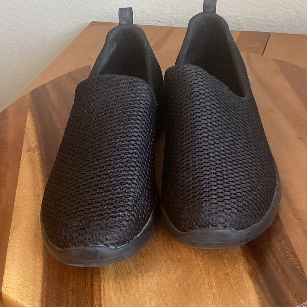 Skechers GO WALKER Black Mesh Slip-On Loafers 7